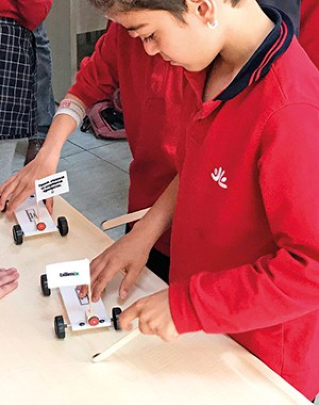 Çocuklar bilime dokunacak