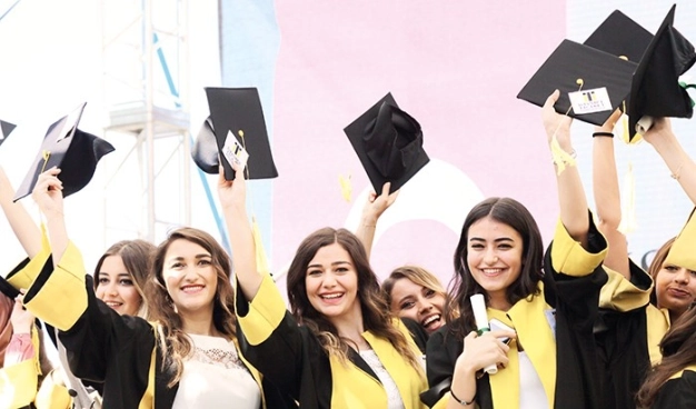 Özgüveni yüksek toplum bilimciler yetişiyor