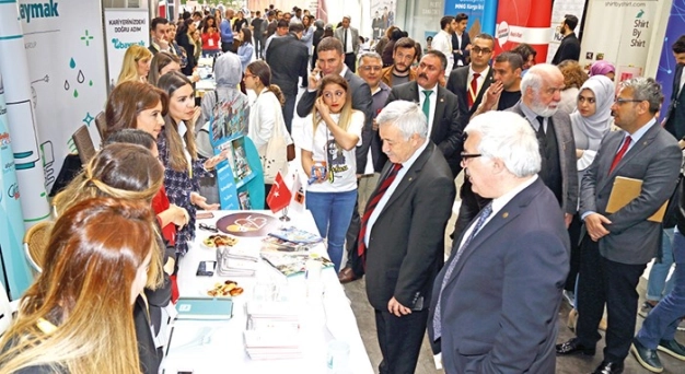 Devler, Türkiye’nin en büyük kariyer gününde buluştu