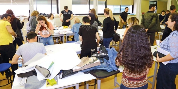 140 öğrenci Burgazada’yı güzelleştirmek için çalıştı