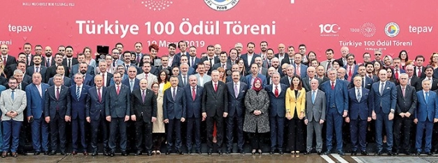 Büyümenin lokomotifi değişime öncülük edenler