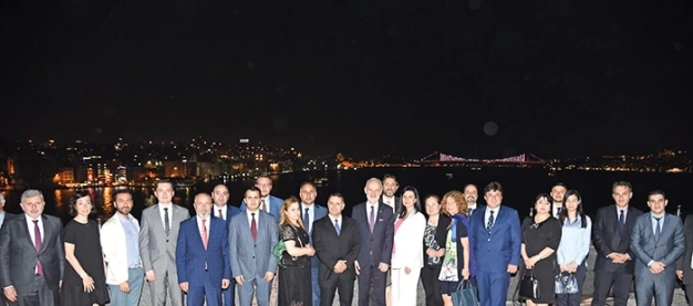 Avdagiç’ten diplomatlara: ‘Yıldız ülke’ye inanıyoruz