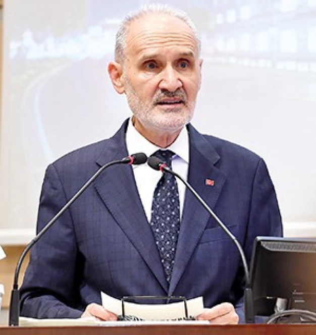 Çok yatırım ve ‘makul tüketim’