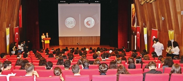 200 lise öğrencisi Model G20 Zirvesi için TİCARET’te buluştu