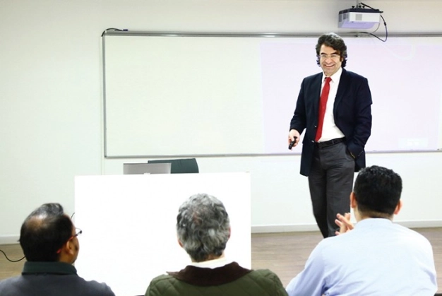 Lisansüstü eğitim için de burs desteği