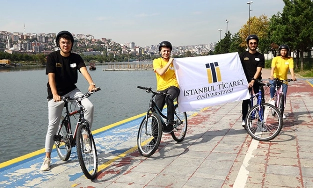 Ticaret'in elektrikli aracına büyük ilgi