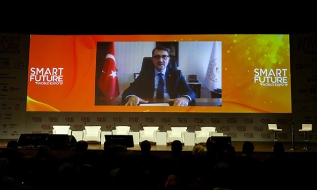 Artık daha güçlü olan değil  ‘daha akıllılar’ ayakta kalacak