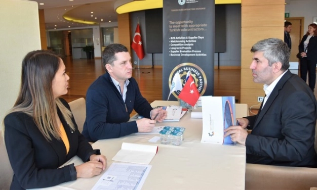 Kalashnikov’un merkezinden gelip tedarikçi aradılar