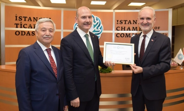 Hem terörü bertaraf ederiz hem ekonomiyi büyütürüz