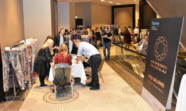 8 ülkeden 500 alıcı Türk kumaşına geldi