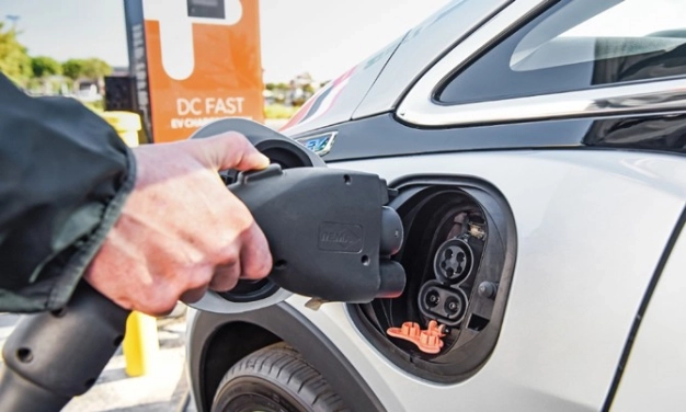 Türkiye ulaşımı şarj ediyor