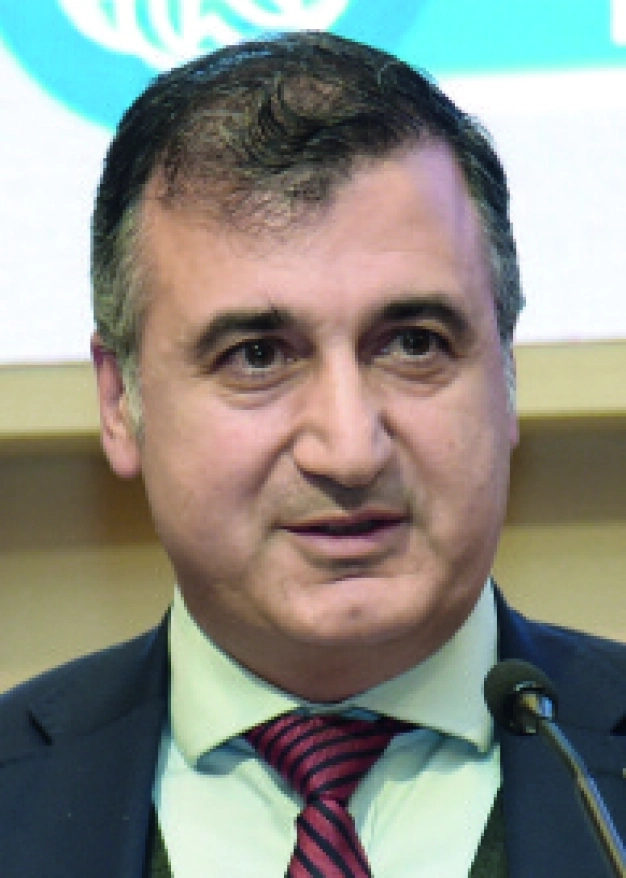 İstihdam hedefini yakalamak ekonomi dostu iş kanunu ile mümkün