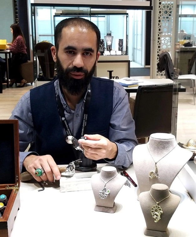 Sanatın kimyagerliği: Tombaklama