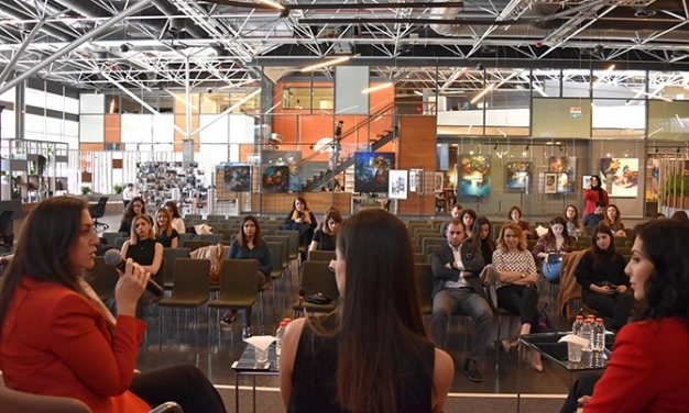 Kadın girişimcilerin gücü: WomenUp!