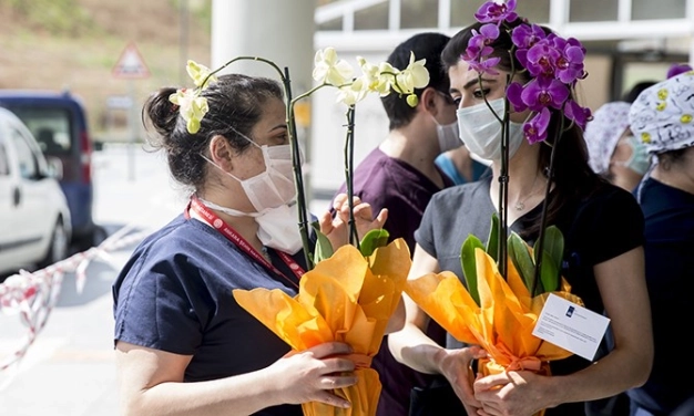‘Pozitif etkiyle’ çiçekler açacak