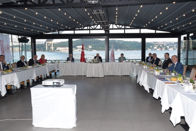 Bakanlarla gündem İstanbul ekonomisi