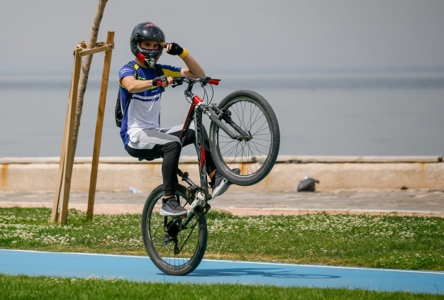 Türk bisikletçiler Avrupa’da pedala bastı