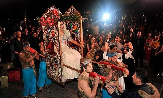 Tüketici ve esnaf düğün hazırlığında