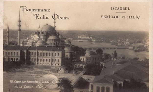 Bayram kutlamalarında kartpostaldan video konferansa