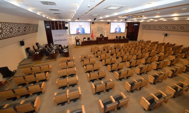 Türkiye pandemide hiç kontak kapamadı