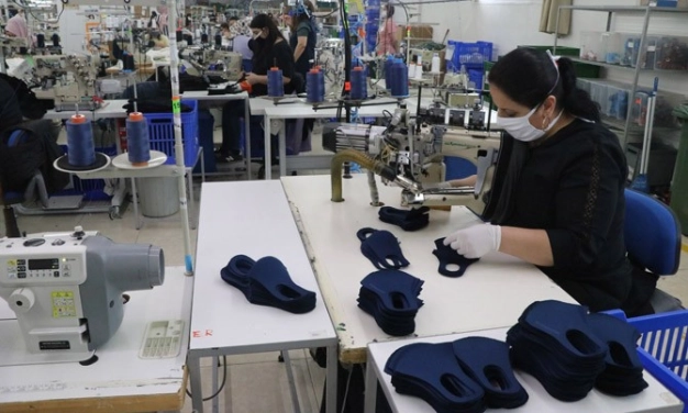 Maske ve koruyucu giysi ihracatında rekor