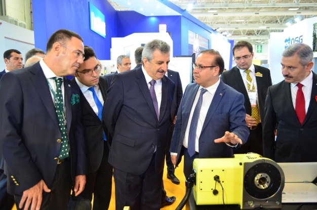 Endüstri bölgeleri cari açığa ilaç olacak