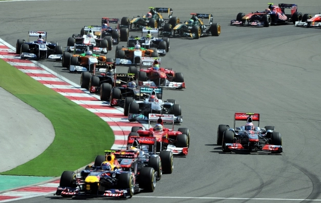 F1 İstanbul’da 3 günlük yarıştan 100 milyon dolar