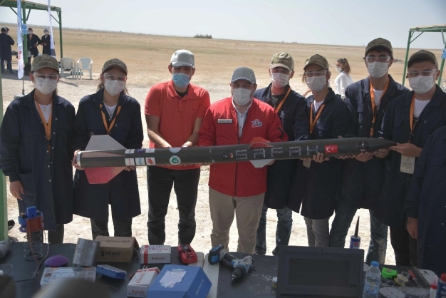 100 bin genç geleceğin teknolojisini tasarlıyor