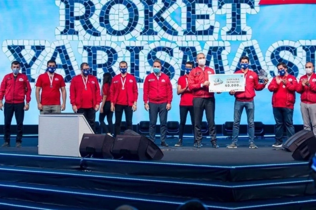 400 bin tüccarın desteğiyle kariyer yolculuğu başlıyor