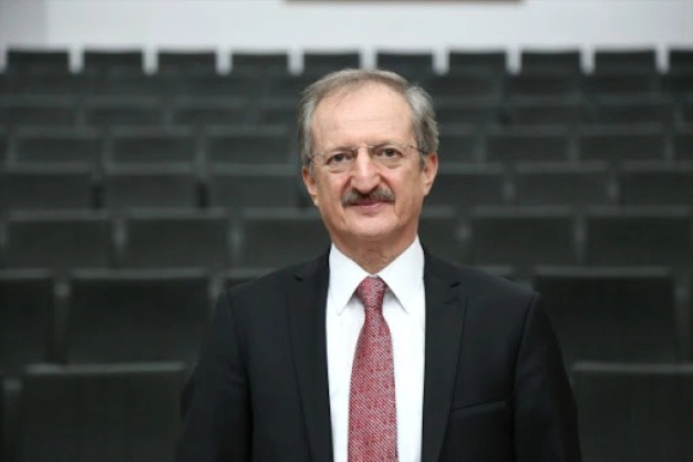 400 bin tüccarın desteğiyle kariyer yolculuğu başlıyor