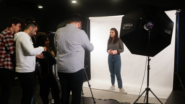 İletişimin ve internetin ilk enstitüsü faaliyette