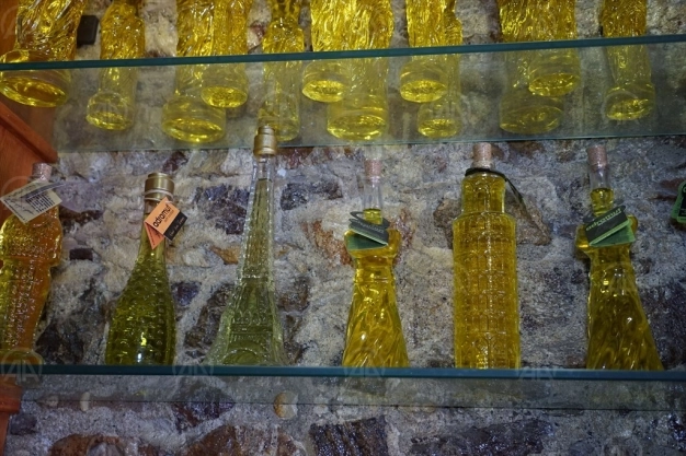 Zeytinyağı fiyatları üreticinin yüzünü güldürüyor