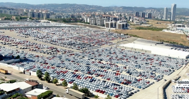 Otomotiv sektörü 2020'yi 25,5 milyar dolar ihracatla kapattı