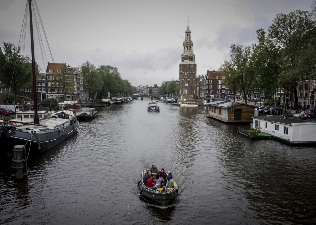 Hollanda’dan ‘daha çok ticaret’ çağrısı