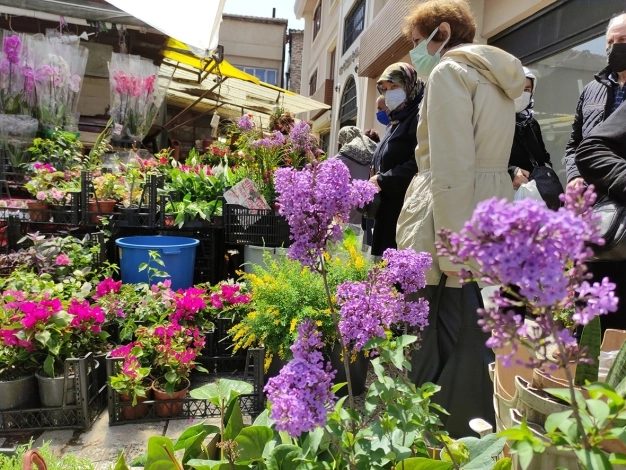 17 günlük tam kapanma başladı