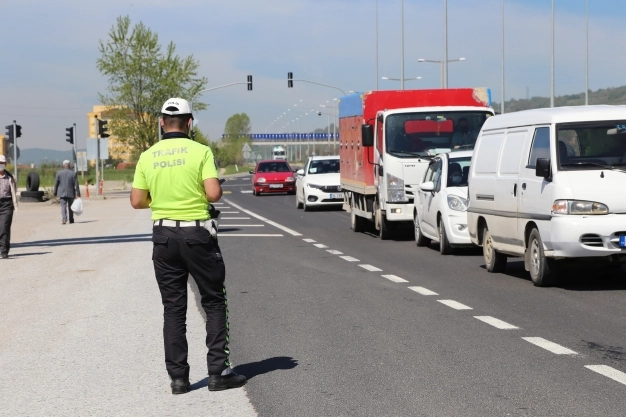 “Trafikte Küçük Hata Yoktur” projesi on binlerce kişiye ulaştı