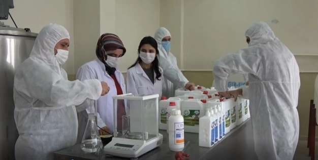 Meslek liseleri üreterek kazanıyor