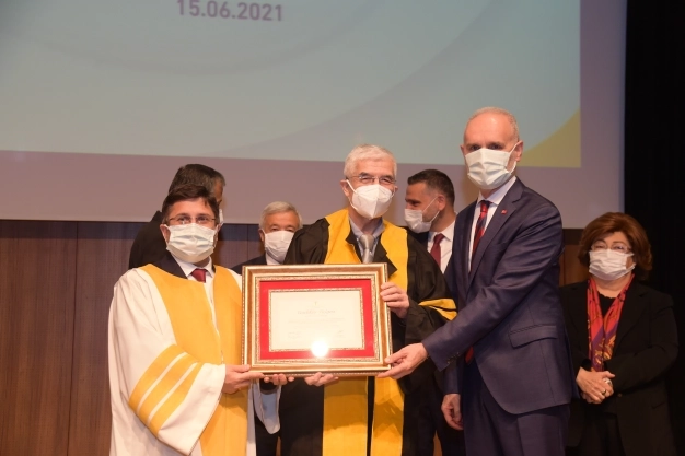 Daimi elçilere burs desteği