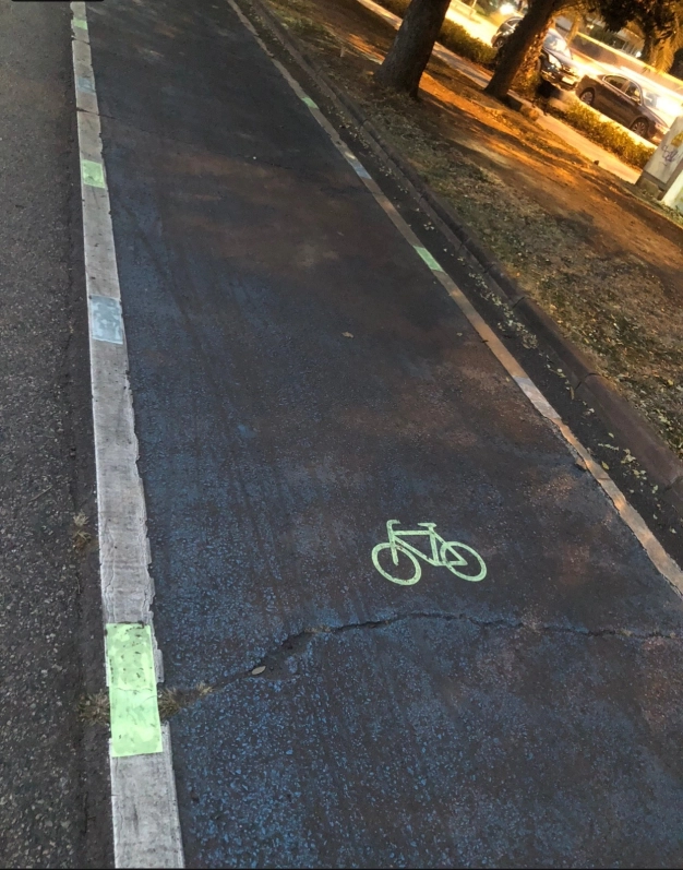 Yerli pigmentle lambalar elektriksiz yanacak