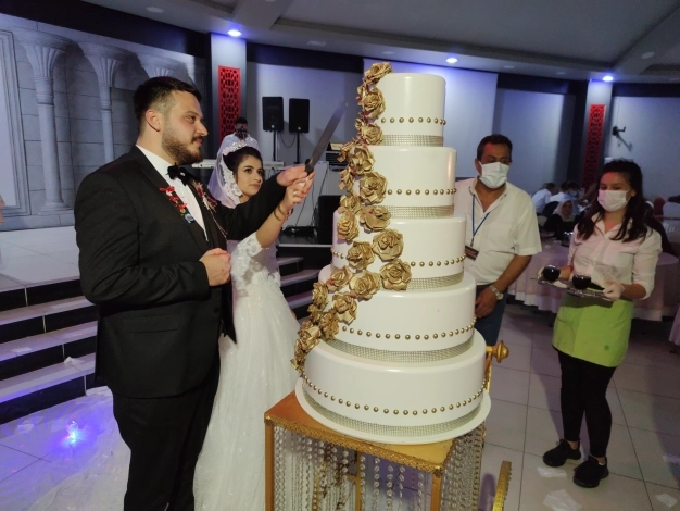 Düğün sektörü 1 Temmuz sonrası siparişlere yanıt verebilmek için fazla mesai yapacak