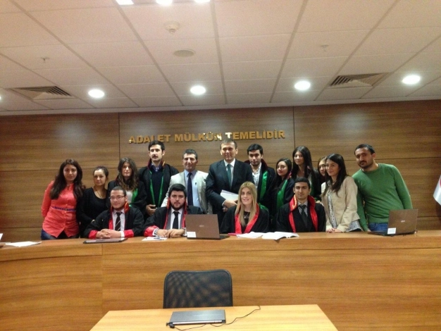 Yeni hukukçular pratikle yetişecek