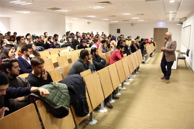 Yeni hukukçular pratikle yetişecek