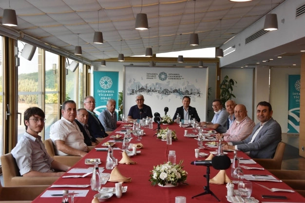 Tekstilciler hammadde tedarikine çözüm bekliyor