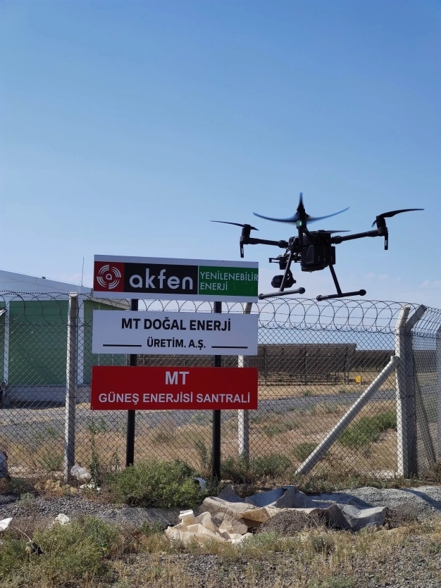 Güneş enerjisinde İHA’yla yüksek verim