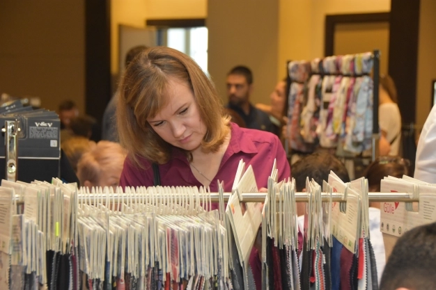 6 ülkeden kumaş ve tekstil ithalatçısı 350 firma İstanbul'a geldi