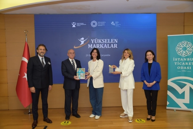 Yükselen markalar fuar yolcusu