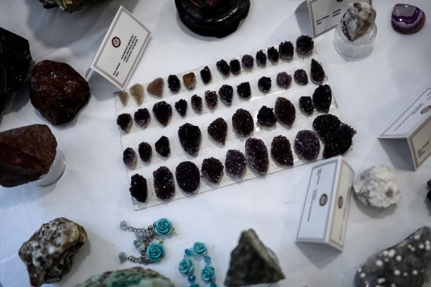 Mücevher ve pırlanta eğitimi başlıyor