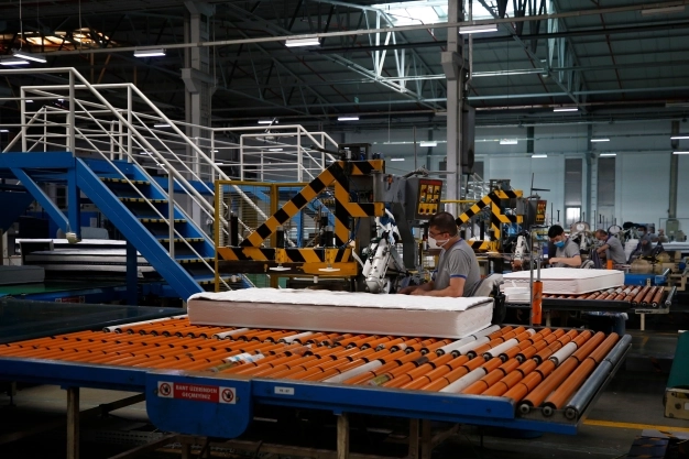 İhracata yeni motto: İçeride rakip dışarıda refik