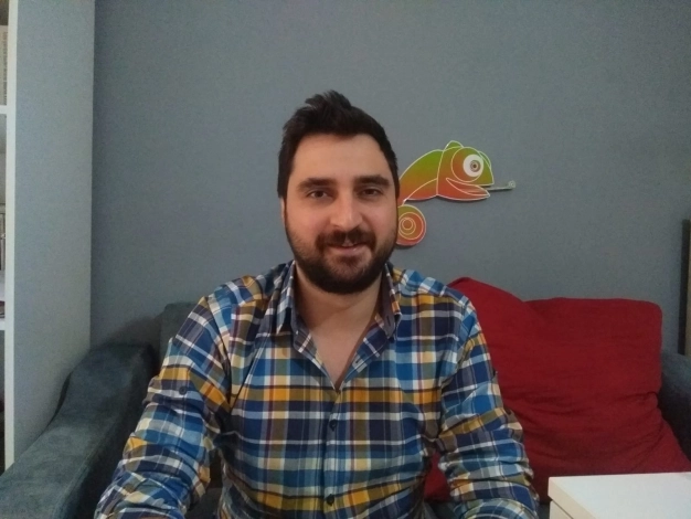 İngilizce konuşma pratiği yaptırarak yatırım çekiyor