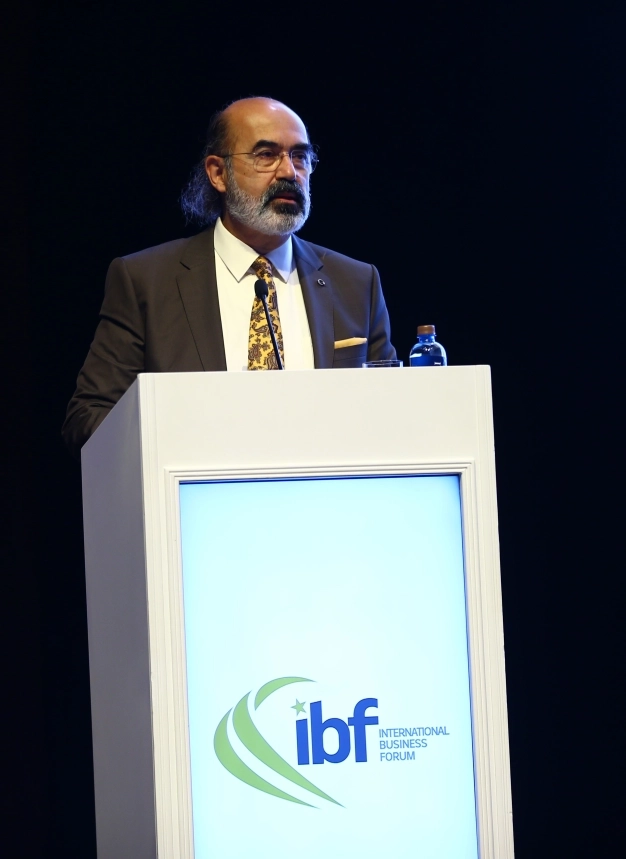 Karabağ’ın imarı için 30 ülkeden bin iş insanı buluştu